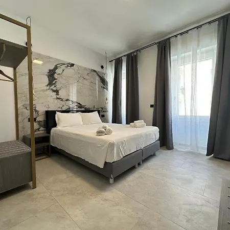 Umberto 28