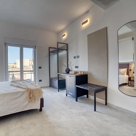 招待所 Umberto 28 3*