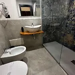 Umberto 28 Pensión 3*