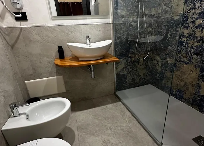 Umberto 28 Гостевой дом 3*